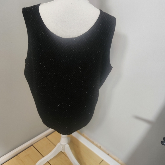 Apostrophe Black Sleeveless Scoop Neck Tank Top 2X - Picture 8 of 11